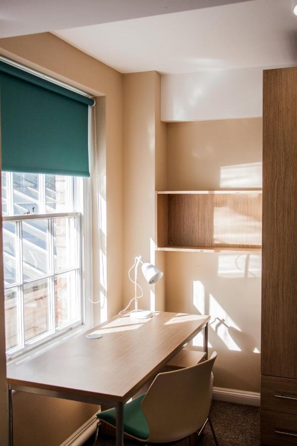 St Chad'S College Bed & Breakfast Дърам Екстериор снимка